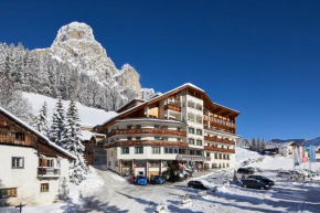 Hotel Sassongher Corvara